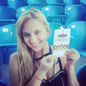 Meet your Posher, Stephanie